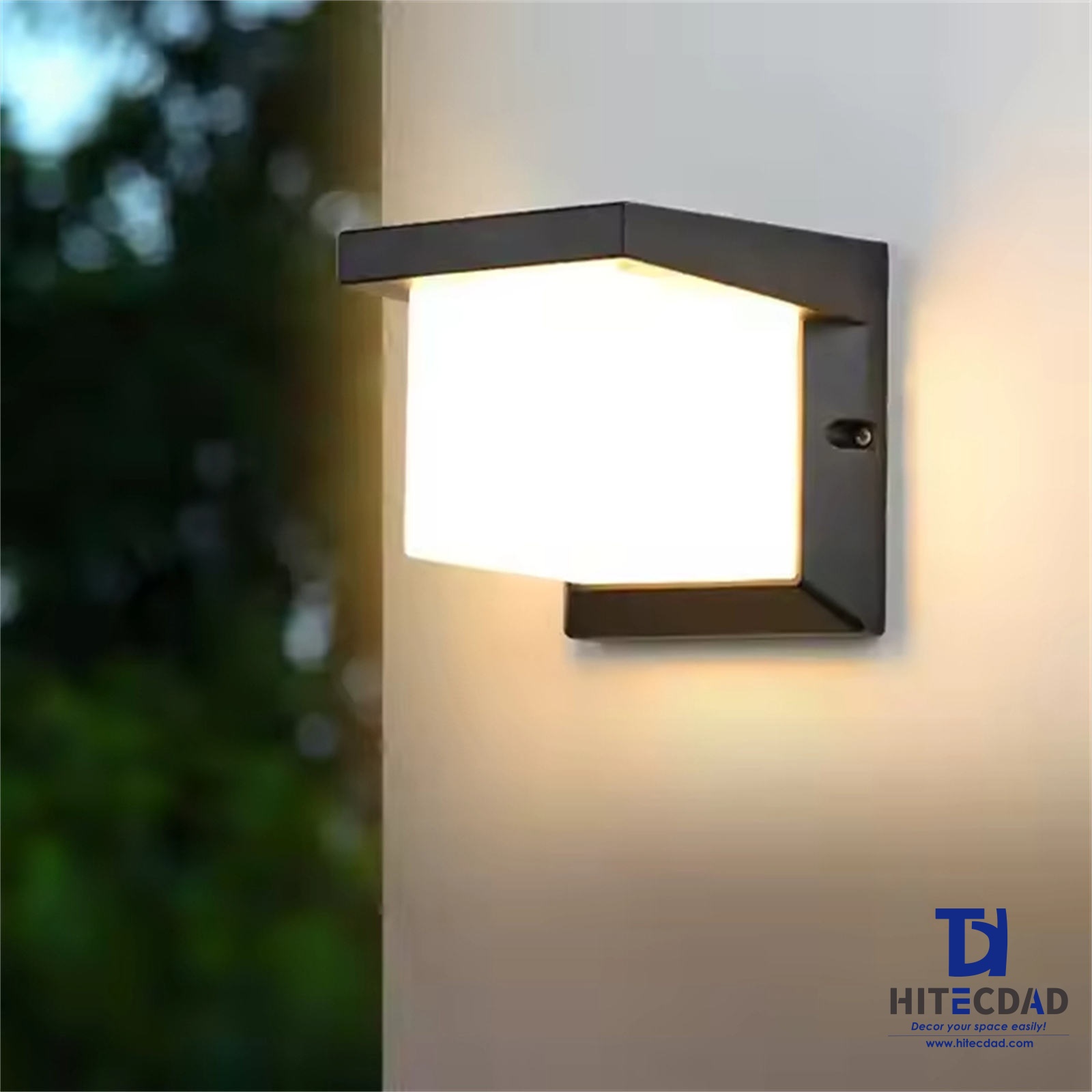 Applique murale extérieure carrée moderne, cadre noir avec panneau lumineux central, 6 W, lumière chaude 3000 K, étanchéité IP65, HTD-EW4438 4