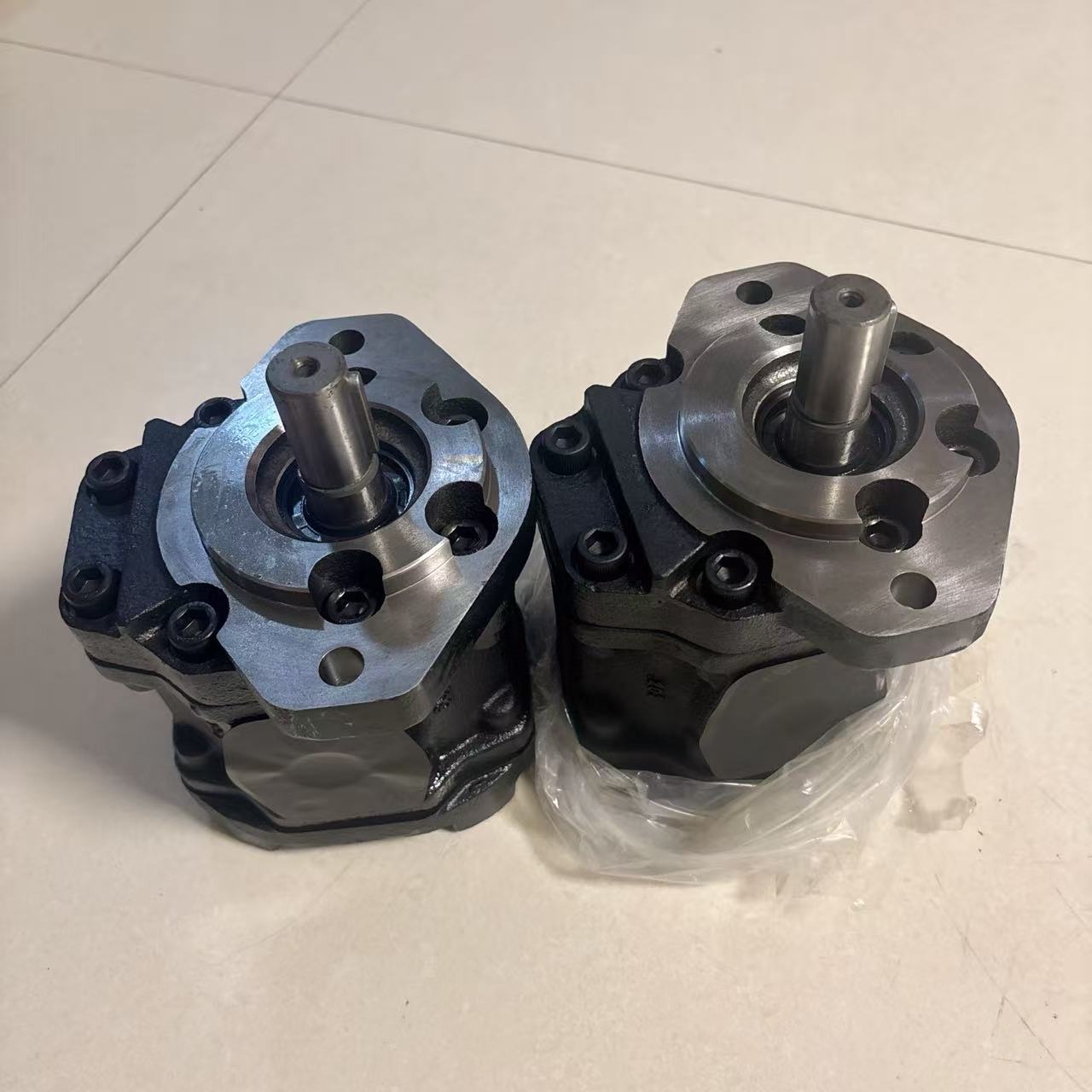 Pompa a ingranaggi MITSUBOSHI Nabco PLS3060KABL PHS3031-2519AGL per macchina per olio lubrificante 52•27R785 KRP4-27ABDDH 3