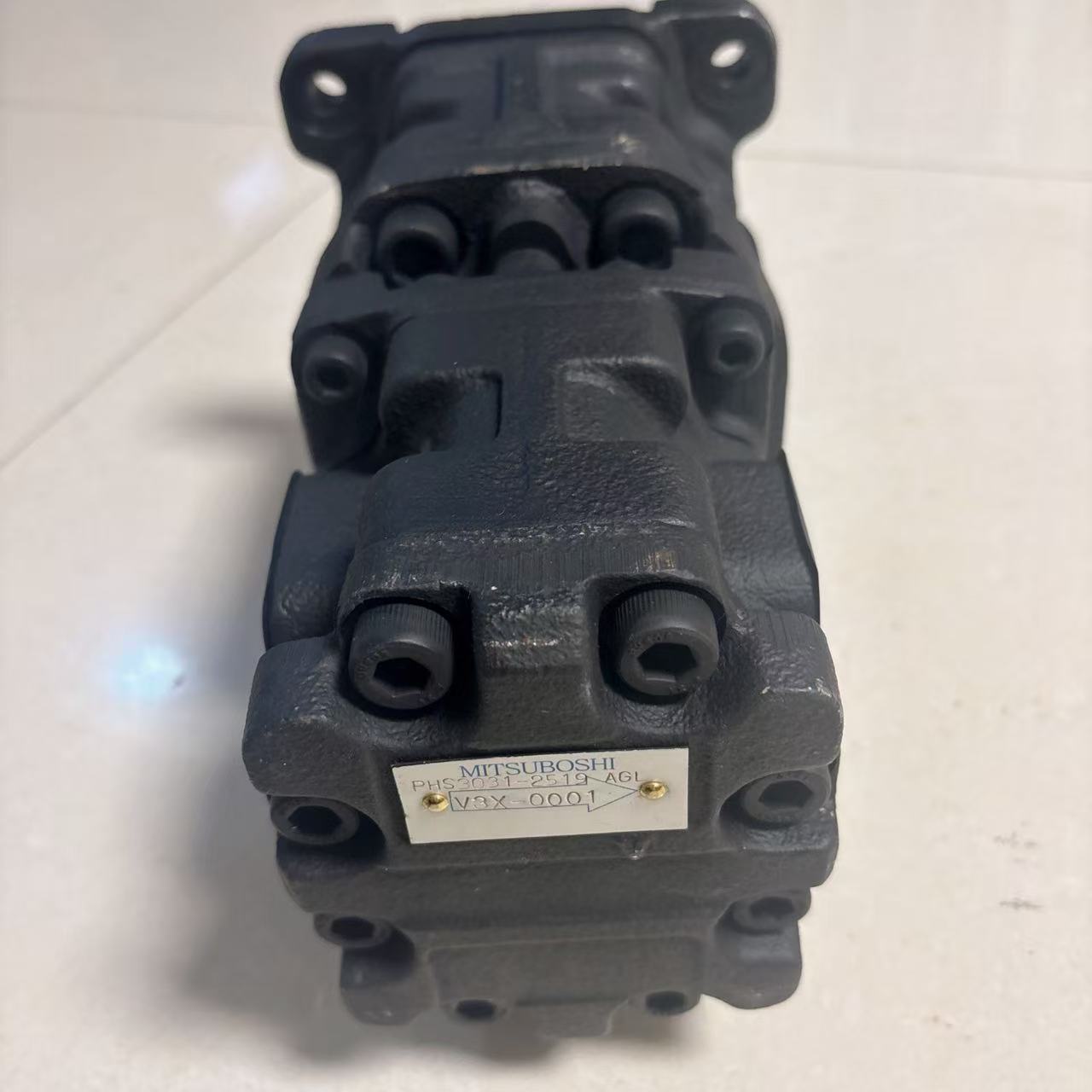 Pompa a ingranaggi MITSUBOSHI Nabco PLS3060KABL PHS3031-2519AGL per macchina per olio lubrificante 52•27R785 KRP4-27ABDDH 4