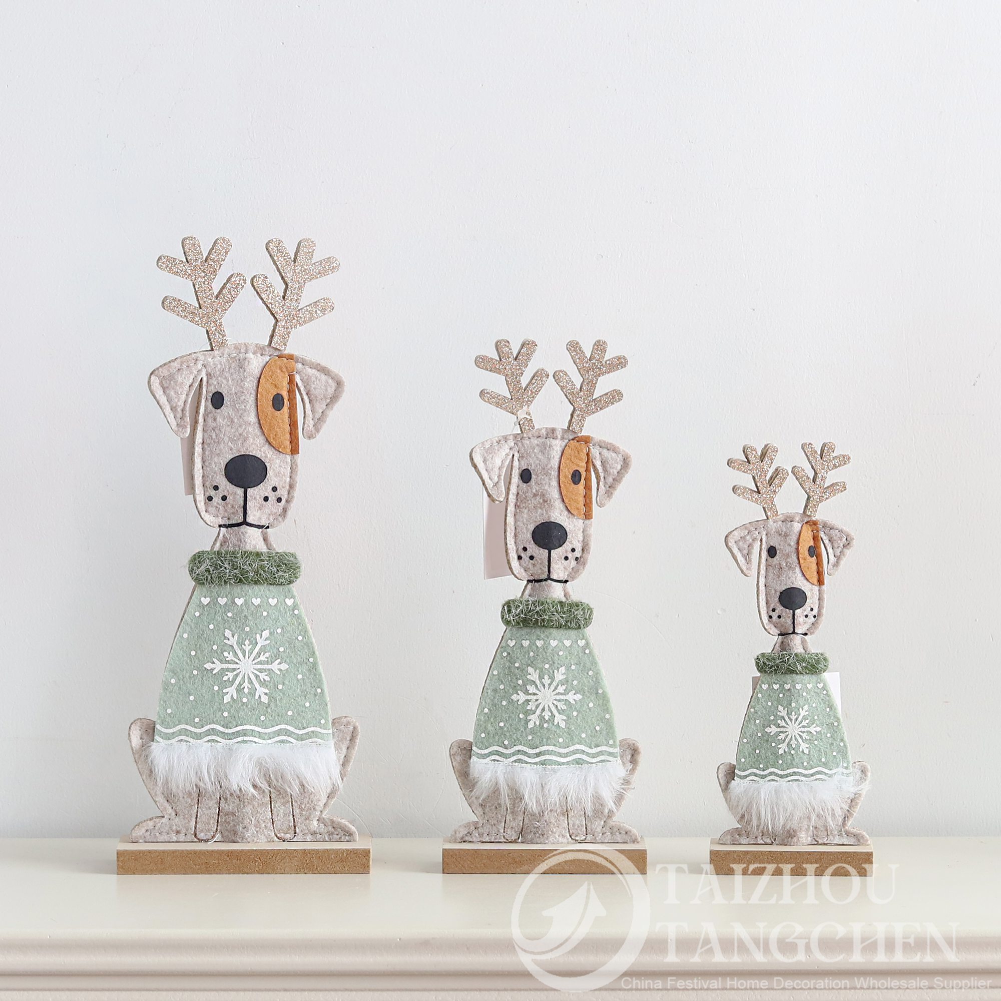Hot Selling Handmade Felt Dog Tabletop Ornaments and Mini Christmas Tree Winter Festive Farmhouse Style Home Decoration 6