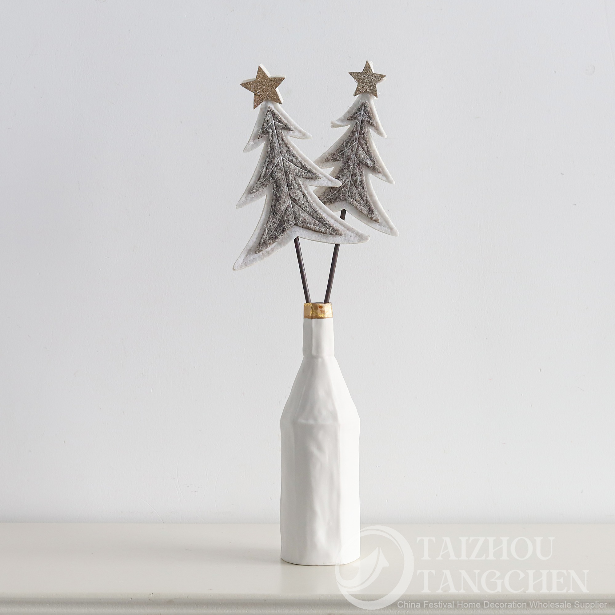 Minimalist Cottagecore Xmas Decor Soft Felt Glowing Winter Cabin Pine Star Tree Cute Sausage Dog Holiday Table Decor 6