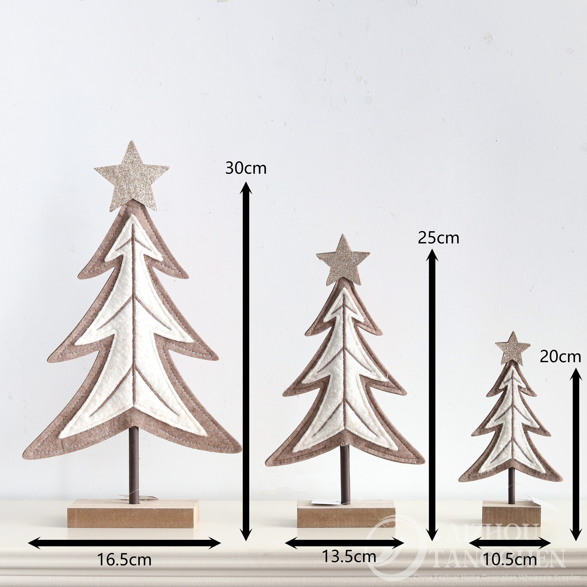 Juego de adornos de mesa de invierno de estilo nórdico cottagecore, decoración rústica de fieltro para mini pueblo navideño. 8
