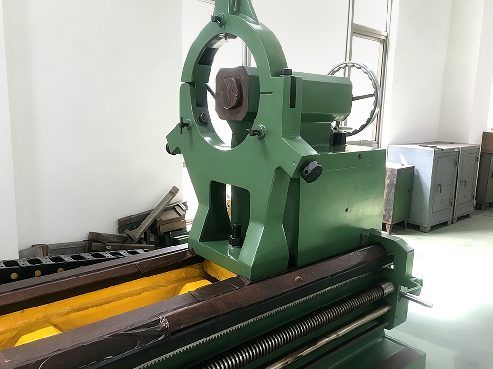 Torno mecânico manual 95F, 110F, 125F 2