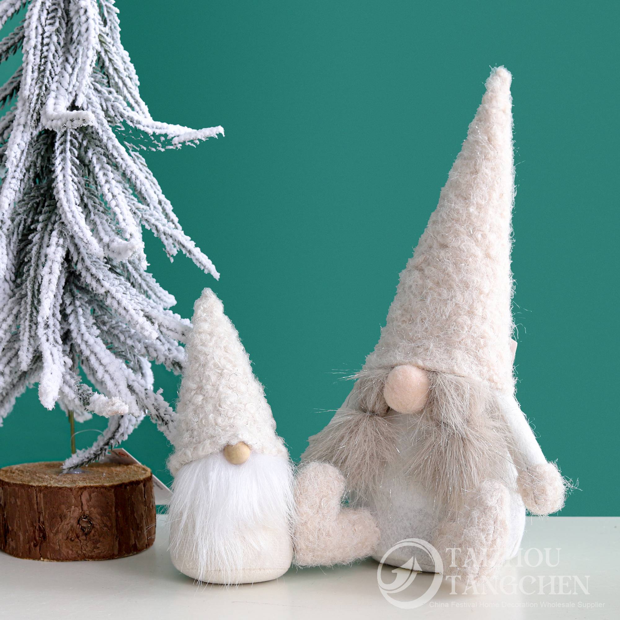 Weiche Filz-Mini-Gnome ohne Gesicht, neutrale beige-braune Winter-Tisch- und Regaldekoration für Zuhause, Weihnachtsfeiern 5