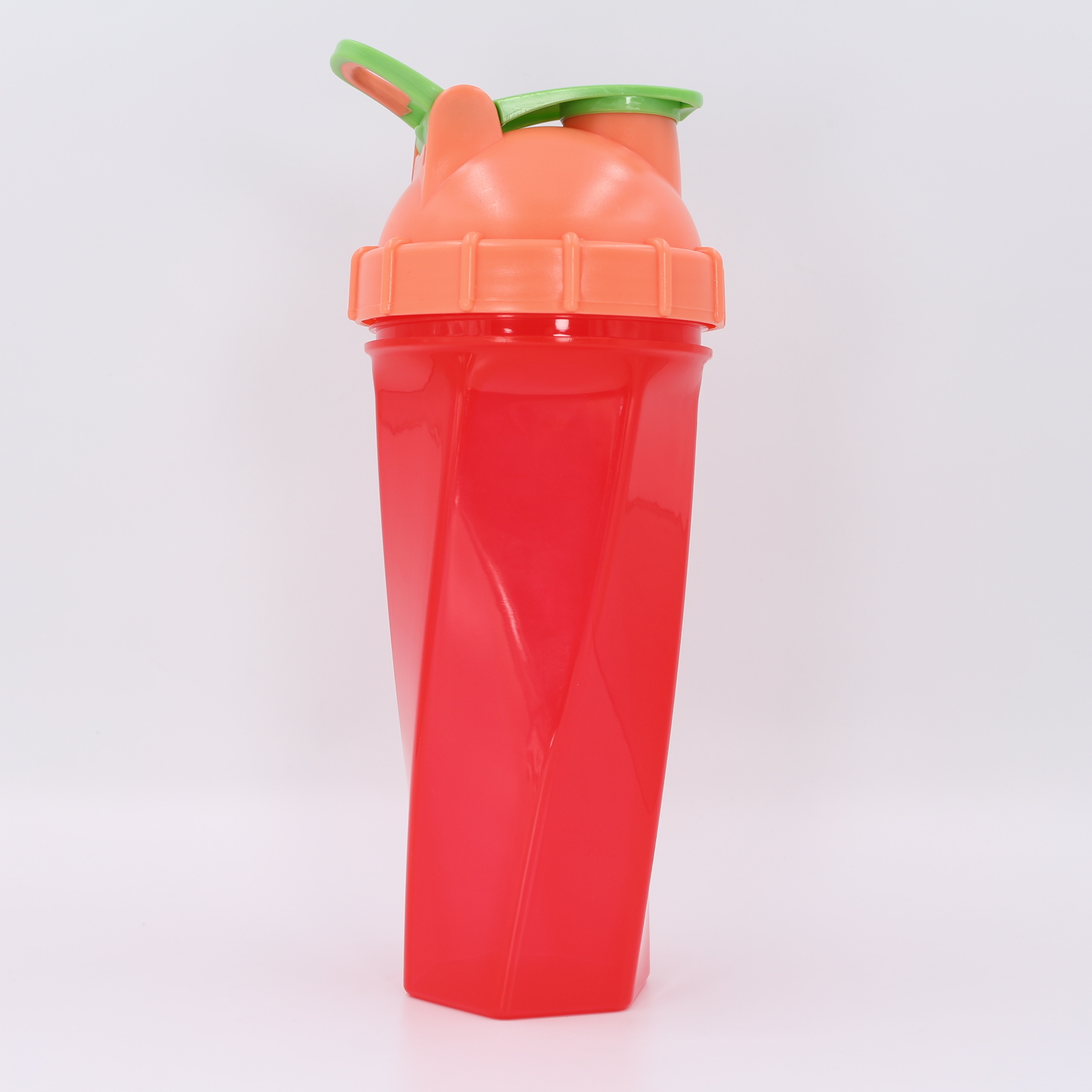 Shaker per proteine ​​da 700 ml dal nuovo design con sfera di miscelazione in metallo | Fornitore all'ingrosso personalizzato in Tritan e PP 10