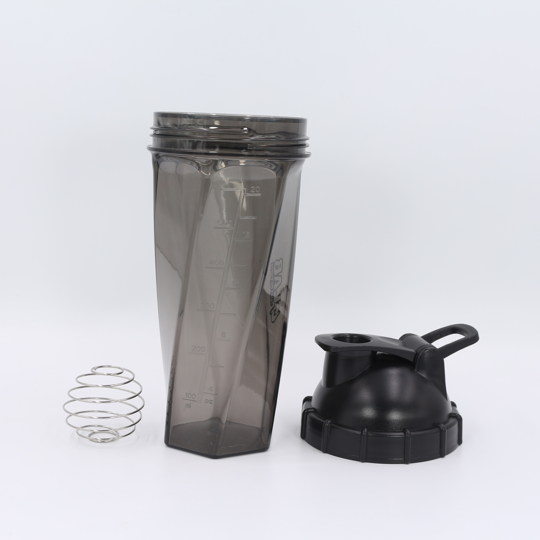 Shaker per proteine ​​da 700 ml dal nuovo design con sfera di miscelazione in metallo | Fornitore all'ingrosso personalizzato in Tritan e PP 6