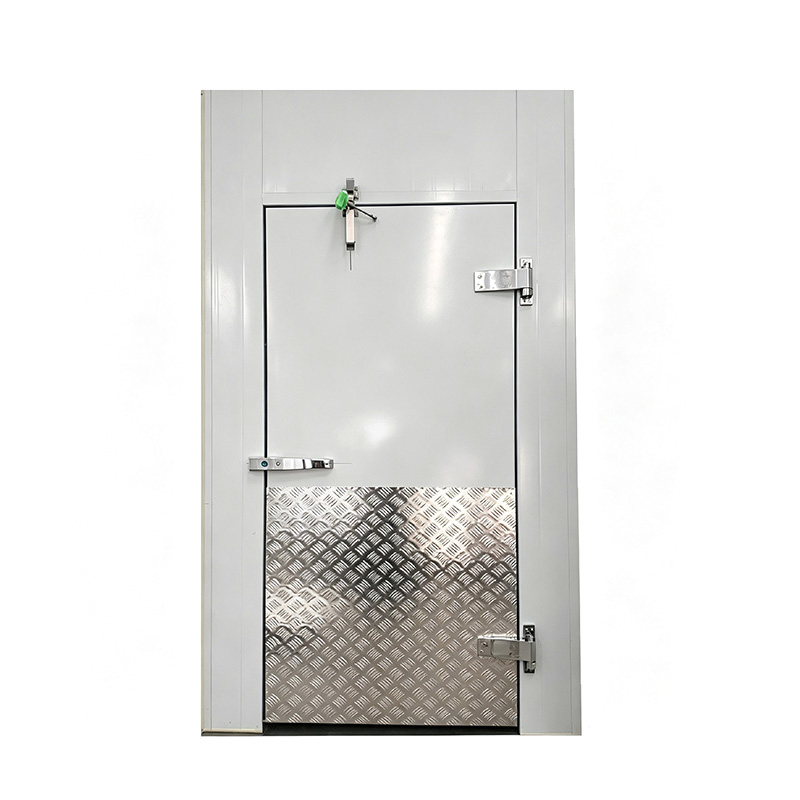 Insulated Hinged Cold Room Door with Locking Handle and Seal 2