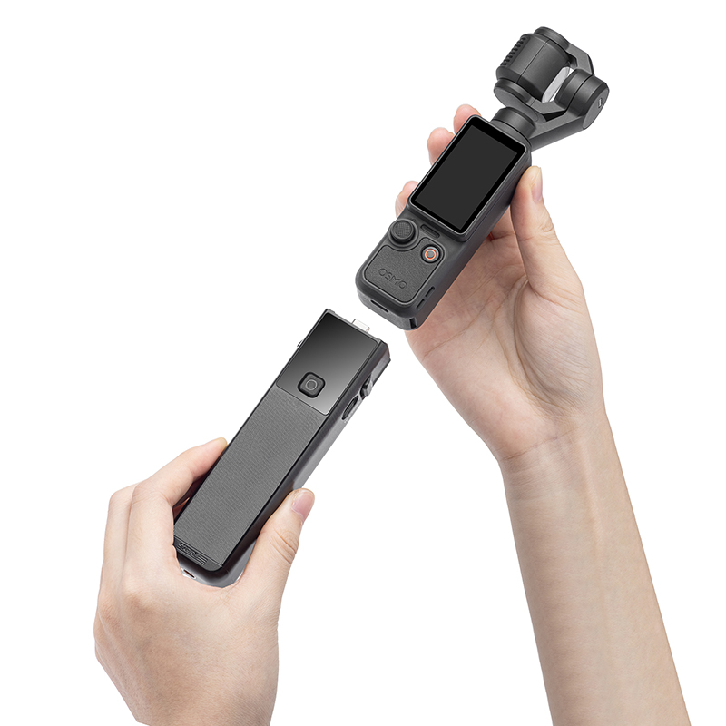 Pocket camera charging directly from STARTRC battery handle