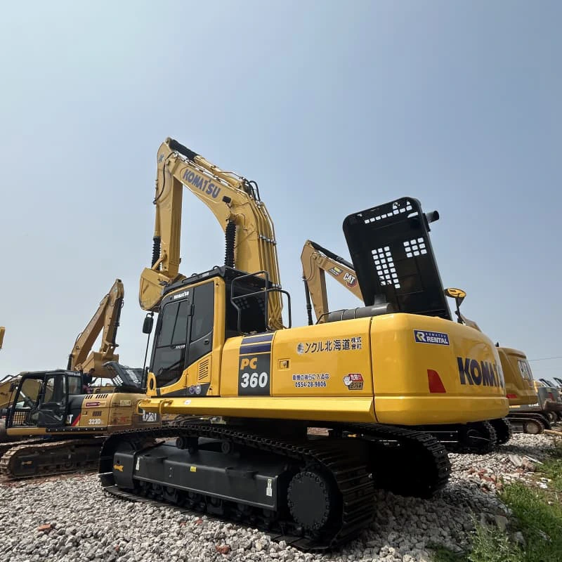 Used Komatsu PC360 Excavator, Strong Hydraulic Power For Mining 1