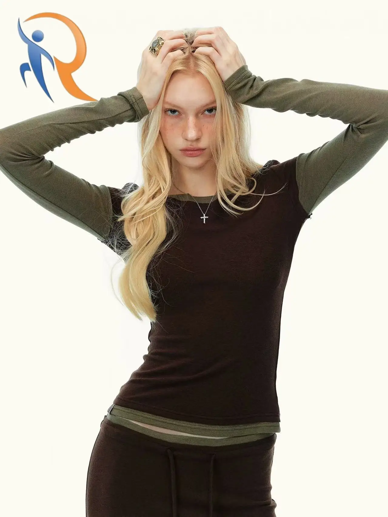 Soft skin-friendly rolled-edge color-block top 1