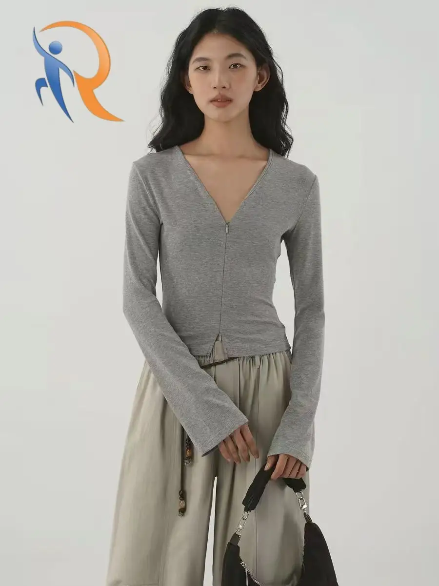 Double-zip V-neck slim-fit long-sleeve T-shirt 1