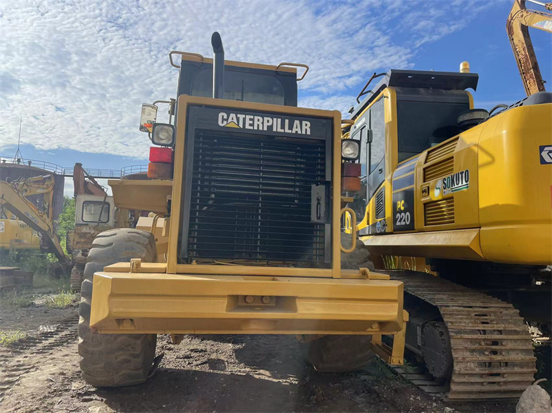 Used CAT 938F Wheel Loader 3.8 Ton with 2.5m3 Bucket for Construction 5