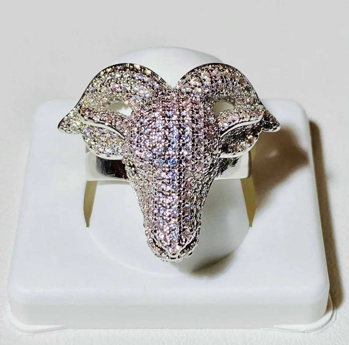 Hip Hop Jewelry Sheep Head Design Moissanite Diamond Gold Ring Irregular Gold Ring 1