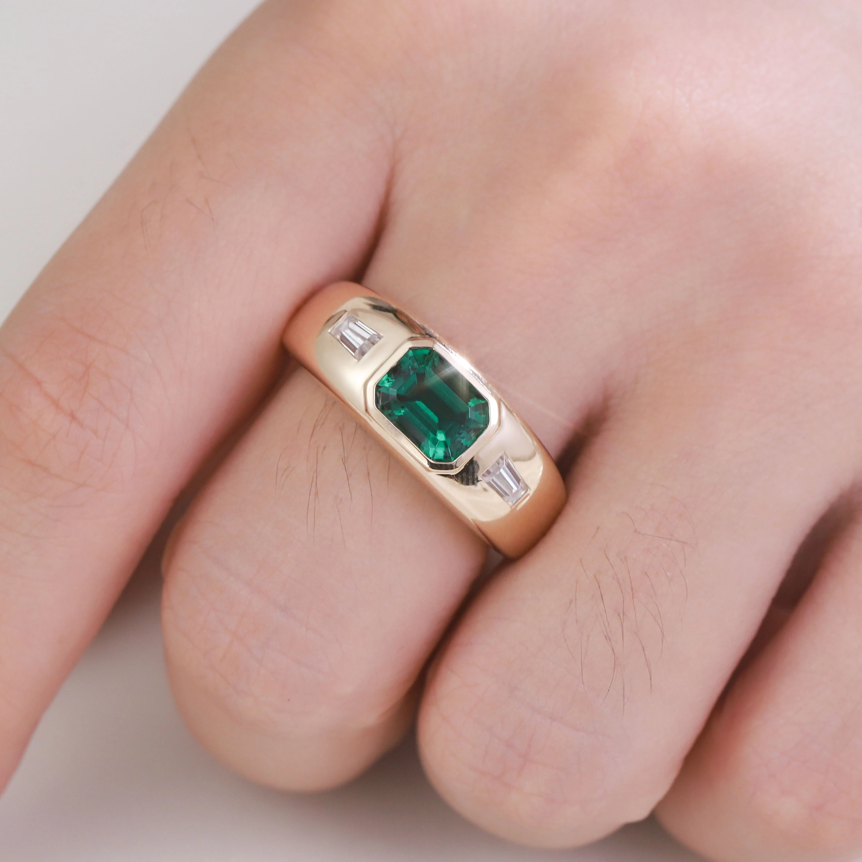 14k Yellow Gold Gemstone 3 Carat Lab Grown Emerald Moissanite Ring Men Women Universal Engagement Band Fine Jewelry 1
