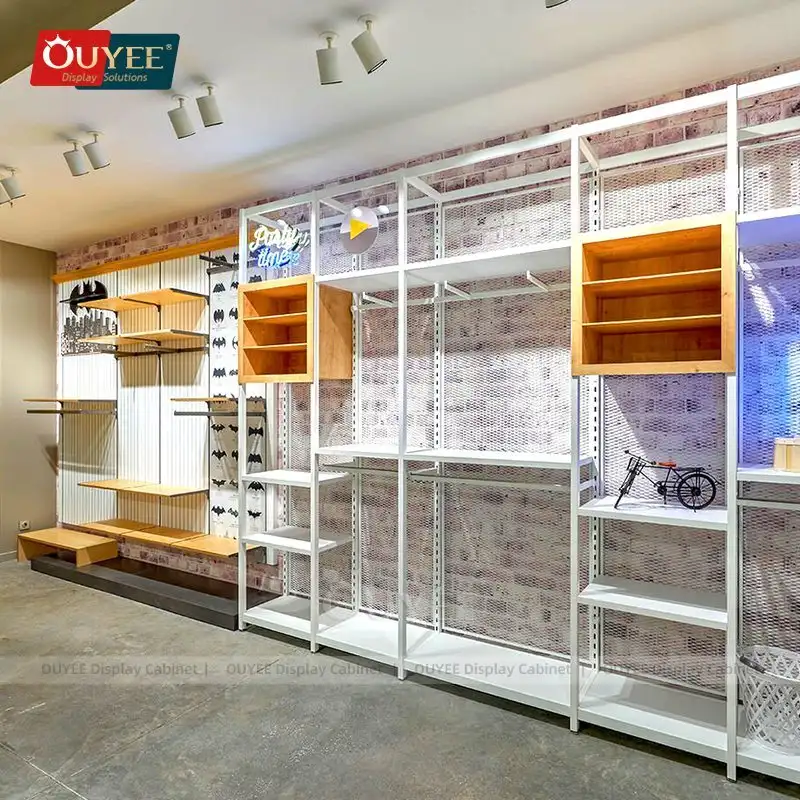 Espositore in legno per biancheria intima e reggiseni - Vetrina per negozi 1