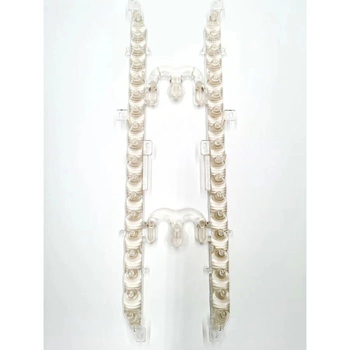 New Century Tooling, fabricant et fournisseur de moules d'injection sur mesure pour applications automobiles, propose des pièces d'éclairage automobile de haute précision. 1