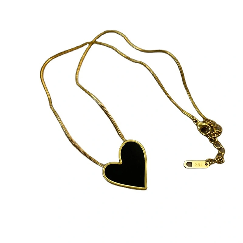 Black Big Love Necklace Light Luxury Dark Wind Collar Chain Charm Pendant Titanium Steel 18k Gold Jewelry Women's Korean Edition 1