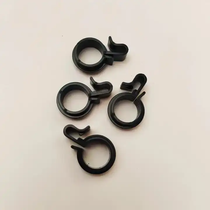 16mm PP滴灌管挂钩 1