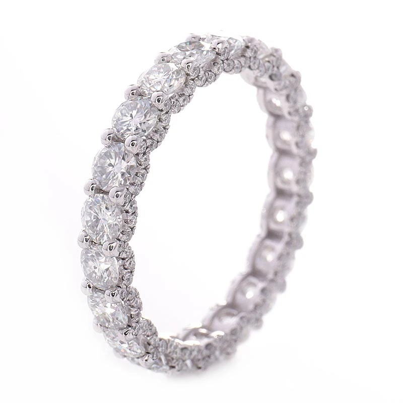 Modest Luxury Eternity Band 10k White Gold 3,5 mm Moisanite Diamond Ring Band pour la mariée 1