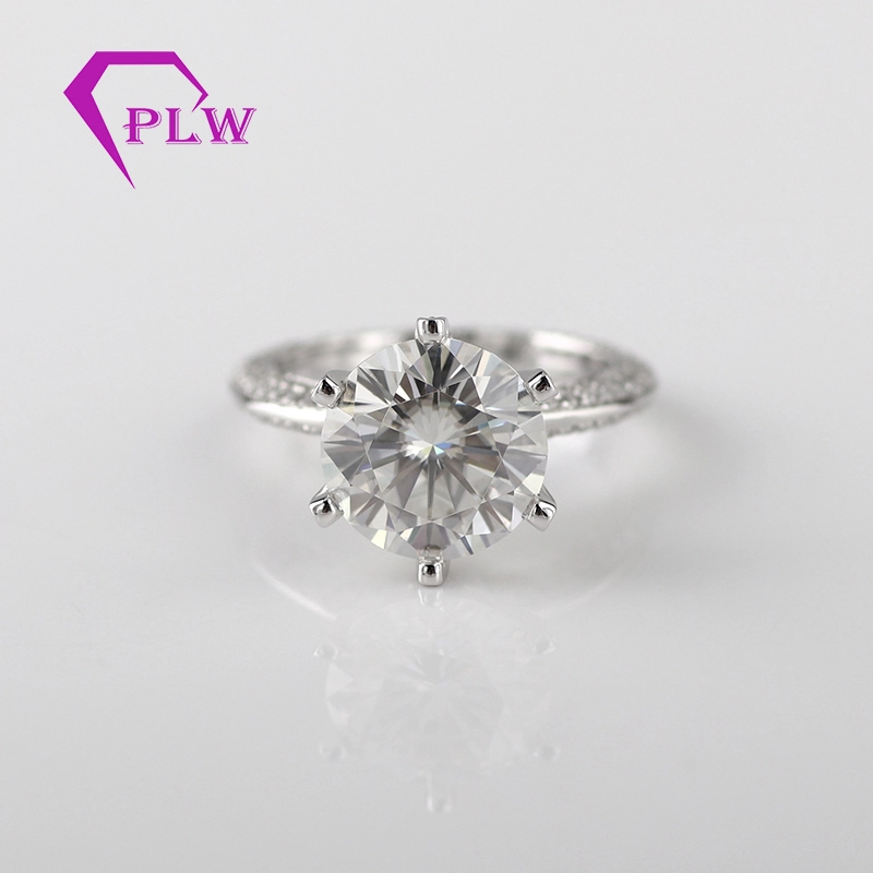 Classic 6 Claws Solide Solitaire Moisanite Rague en or blanc 18 carats pour la bague de fiançailles 1