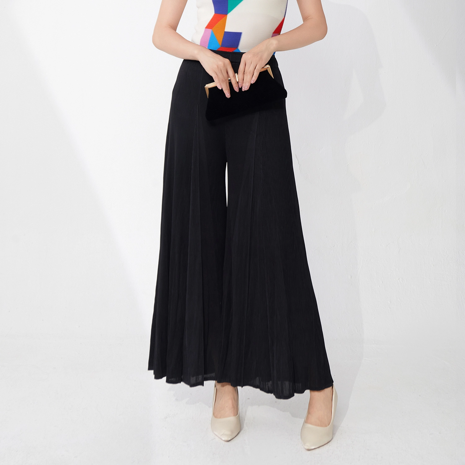Pantalon large des jambes plissées en gros - pantalon de style miyake élastique de haute qualité 1