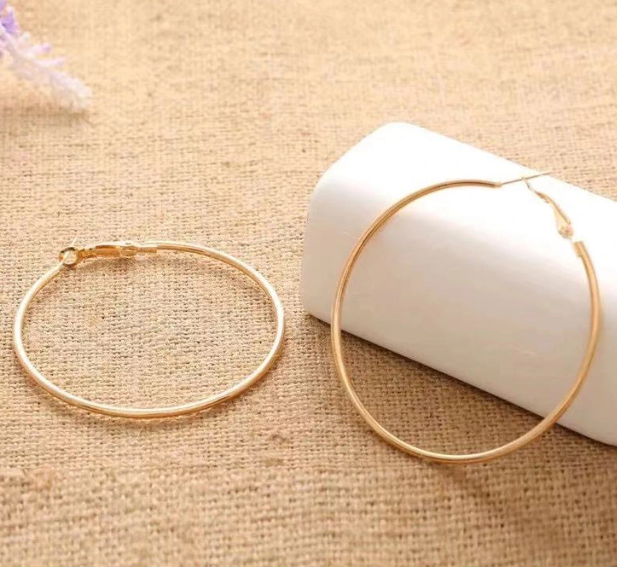 Fashion Minimalist Circular Earrings Exaggerated Personality Alloy Plated Plain Circular Women's Earrings 1