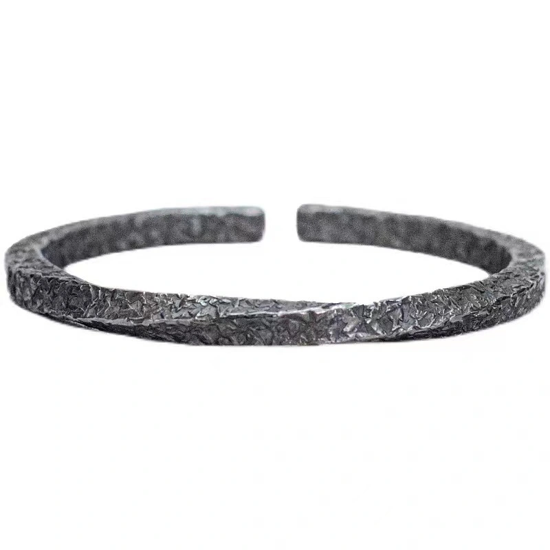 Manufacturers Wholesale Chinese Style Fashion Retro Spiral Alloy Bracelets For Men And Women Universal Bracelets 1