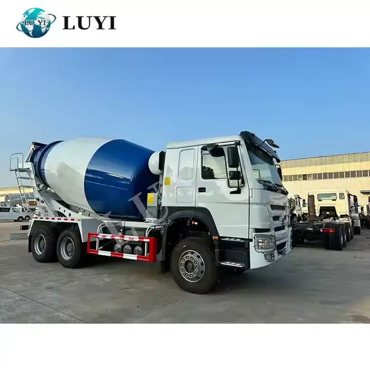 10-18 camions de mélangeurs en béton de mètre cube | Luyi 1