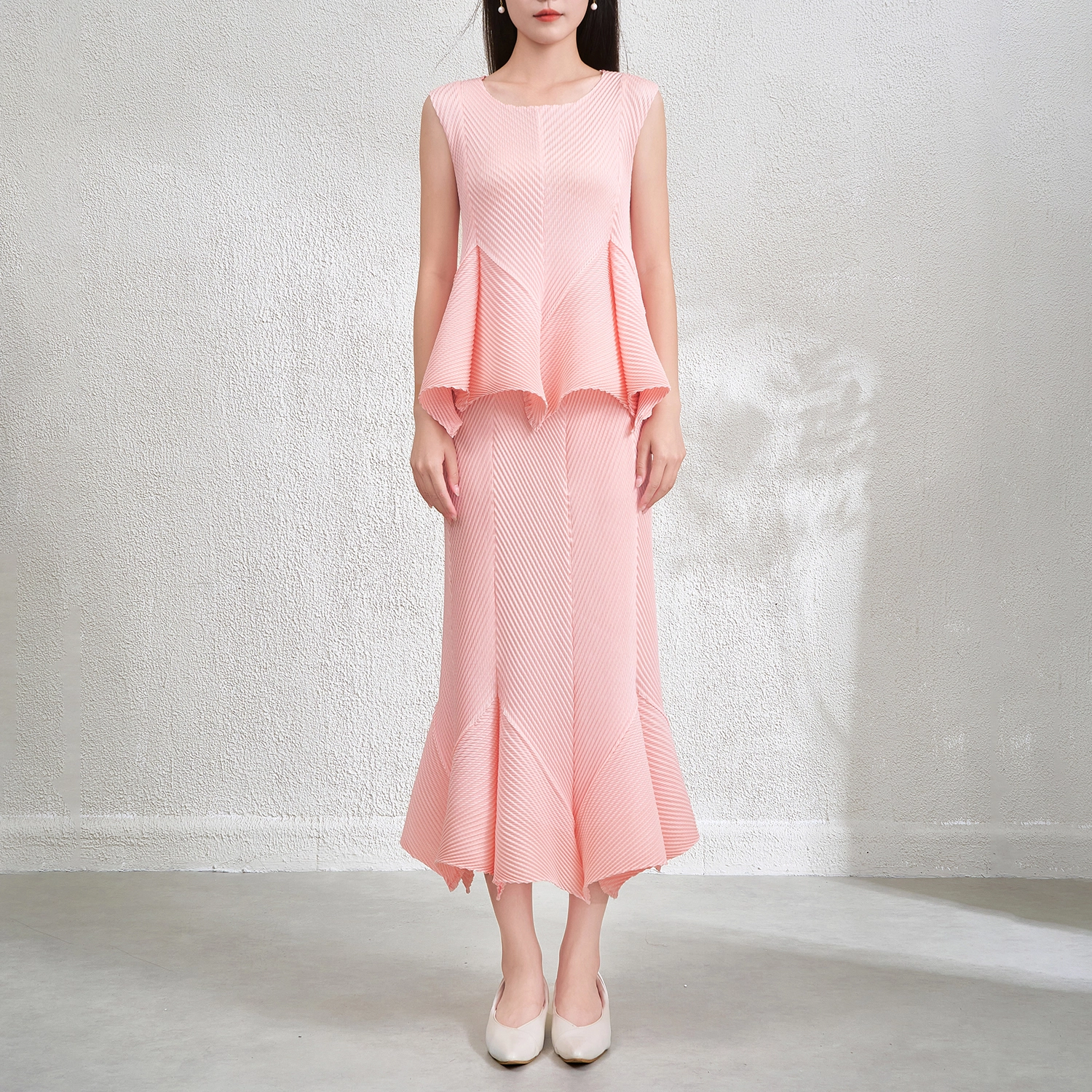 Factory Wholesale 2025 New Miyake Pleated Design Set Women's Casual Shirt And Ruffled Skirt Two-piece Outfit 1