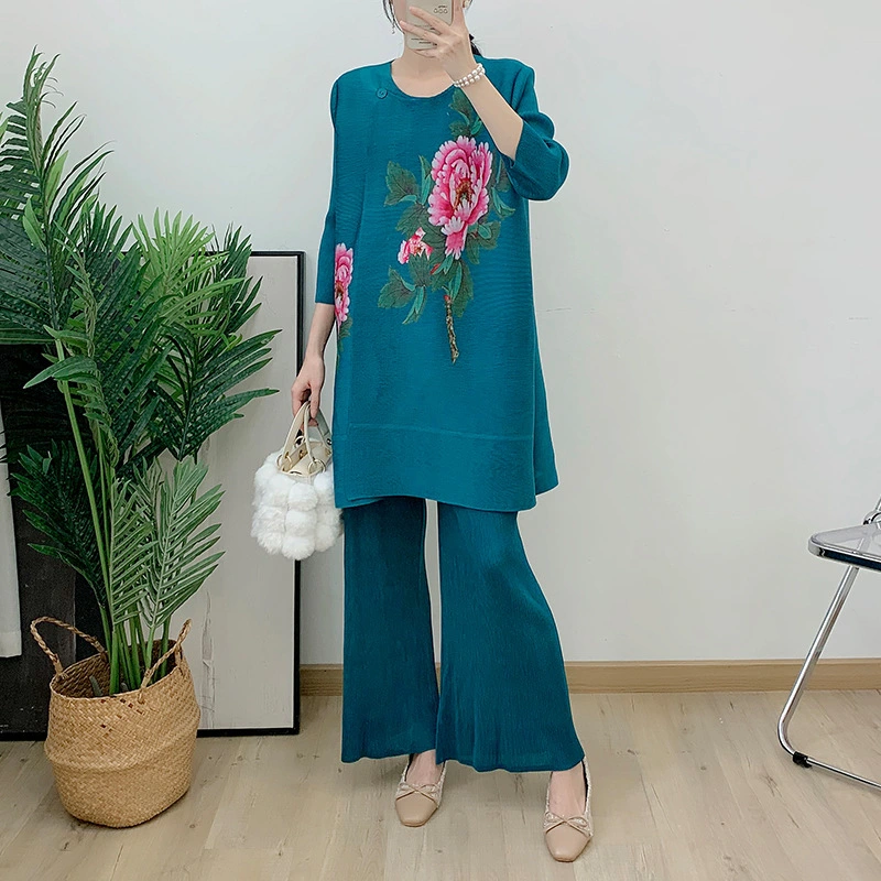 2025 New Design Miyake Pleated Printed Fashion Two-piece Set Dress Casual Straight Leg Pants 1