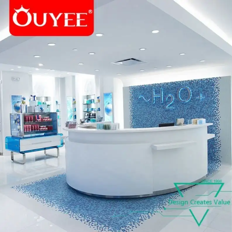 Kleiner hölzerner Vitrinenständer für Kosmetikgeschäfte 1