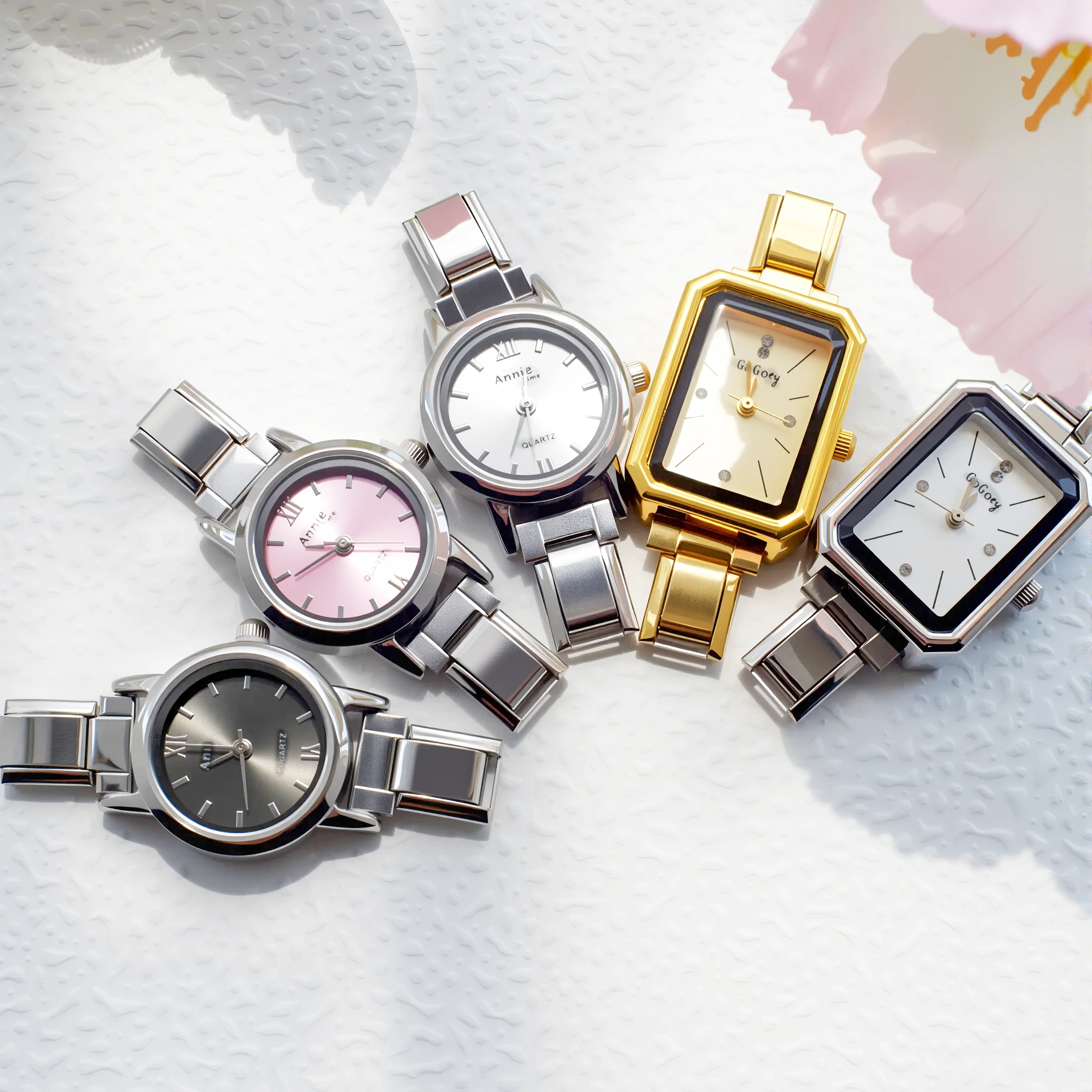 Wholesale Simple And Fashionable Square Round Italian Charm Bracelet Diy Quartz Watch Beautiful Watch For Man And Women 1