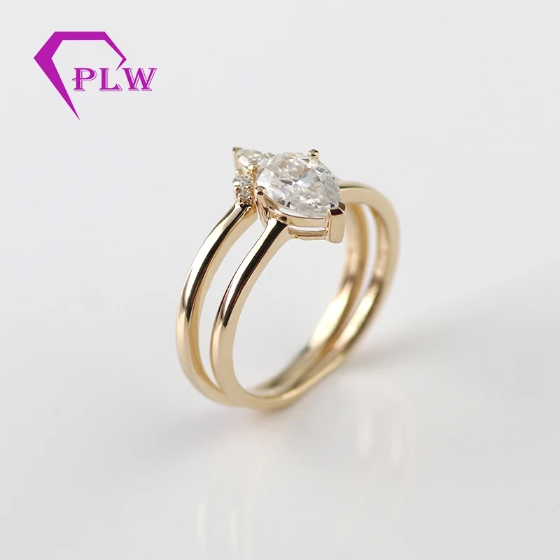 Ensemble de bague de fiançailles en diamant Moisanite Diamond à l'or jaune 14K 1