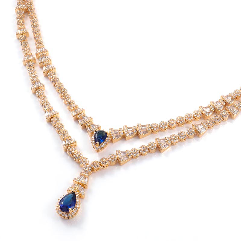 Collier en or 14 carats avec pendentif en saphir et moissanite <000000> de la Royal Jewels européenne vintage en argent sterling 925 10