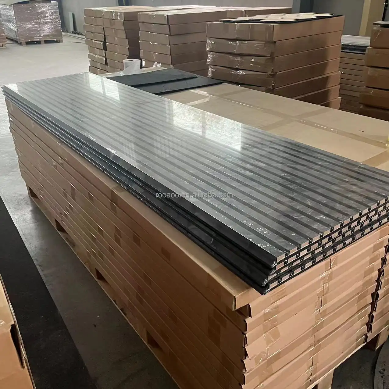 3 Sides PVC Veneered MDF Wood Slat Panel Easy Clean Wall Grille Panel 1