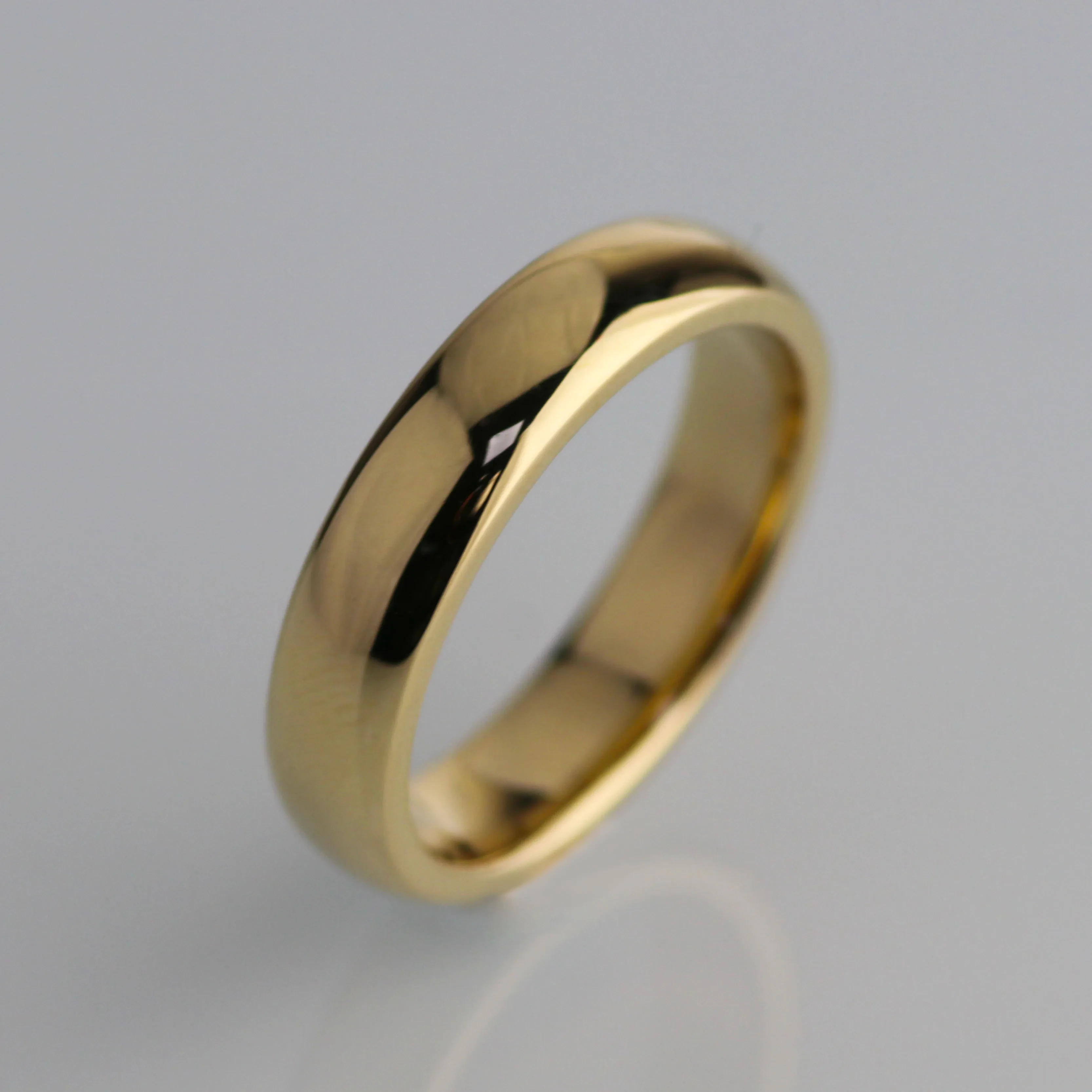 Alianza de boda de oro amarillo de 14 quilates para hombre 1