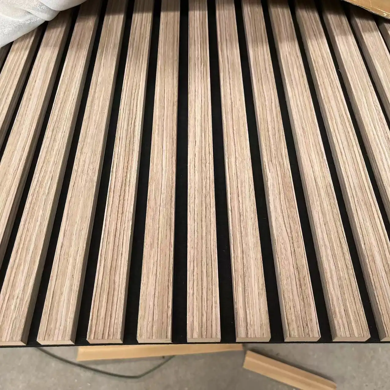 3D Solid Wood Acoustic Panels Slat Wall and Ceiling Sound Absorbing Panels 1