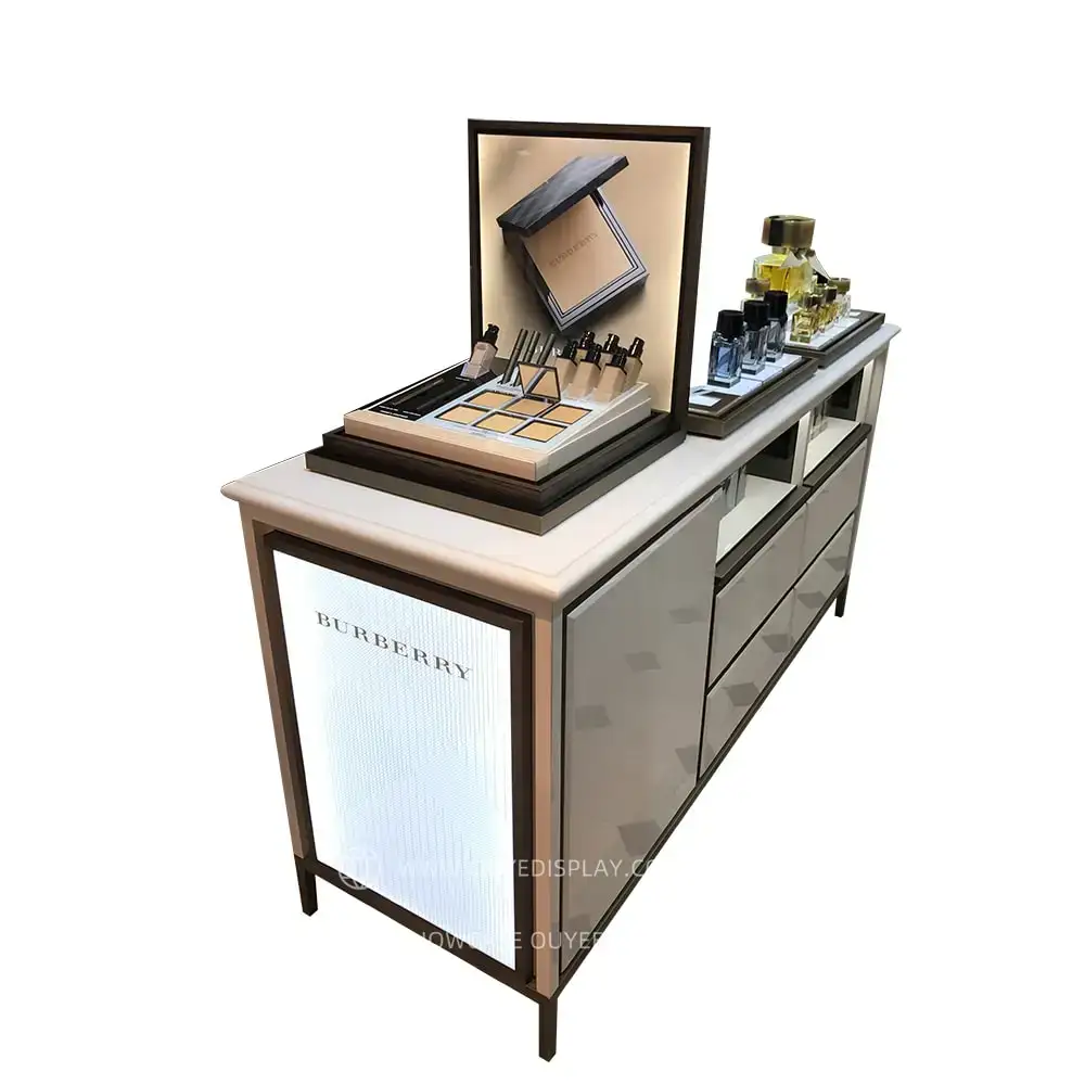 حامل عرض مستحضرات التجميل 1