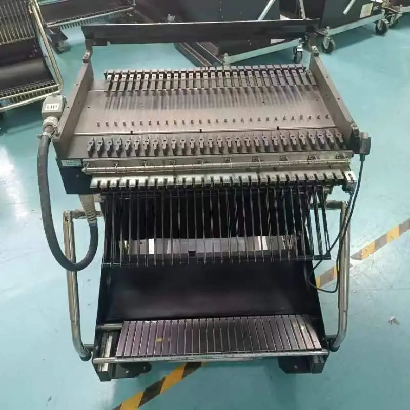 عربة اتصالات التبادل التلقائي للمكونات الأساسية لمغذي Plc Smt D3 A W2 402 Npm 1