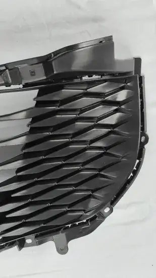2024 USA LE Toyota Camry Bumper Grille Kit - TYJ Auto Spare Part 1