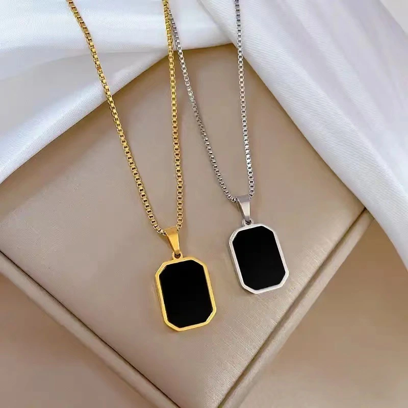 Latest Fashion Black Rectangular Necklace Women's And Men's Collarbone Chain Accessories Necklace 1