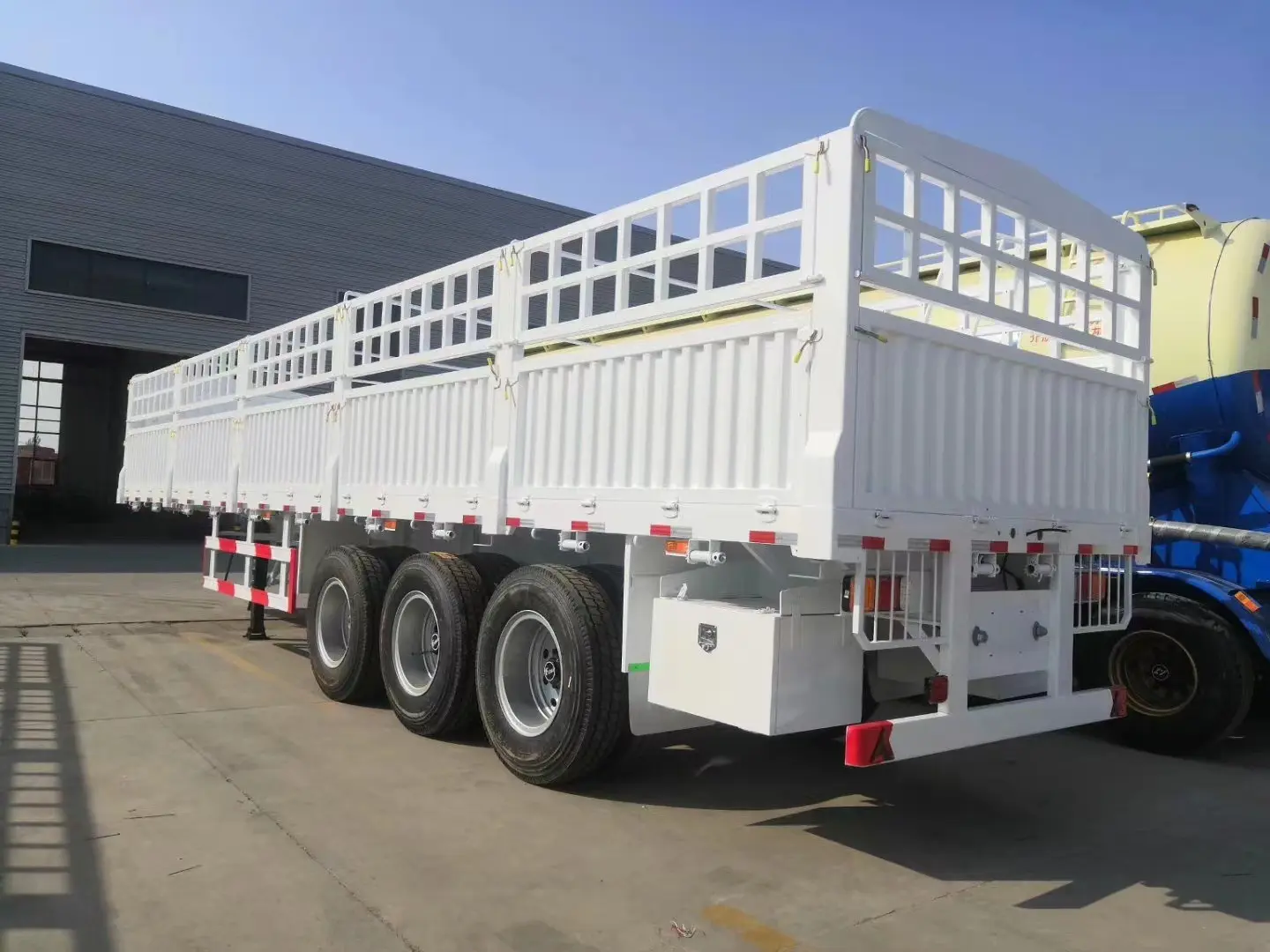 Fenced in Trailer for Business 50ton 2