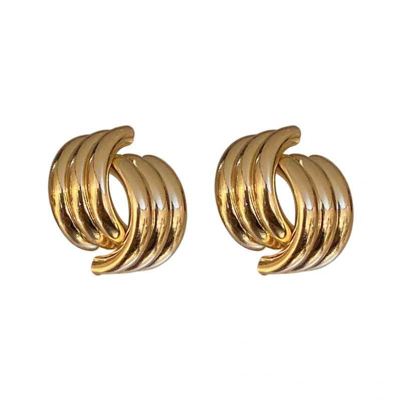 Silver Needle Geometric Interlaced Earrings Unique Design Sense Elegant Studs Fashionable Minimalist Metal Style Earrings 1