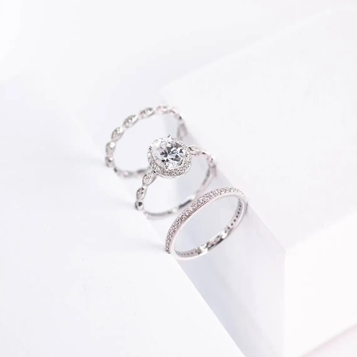 Bague de mariage en or 18 carats de nouvelle conception avec diamant Moissanite taille ovale 2 carats 1