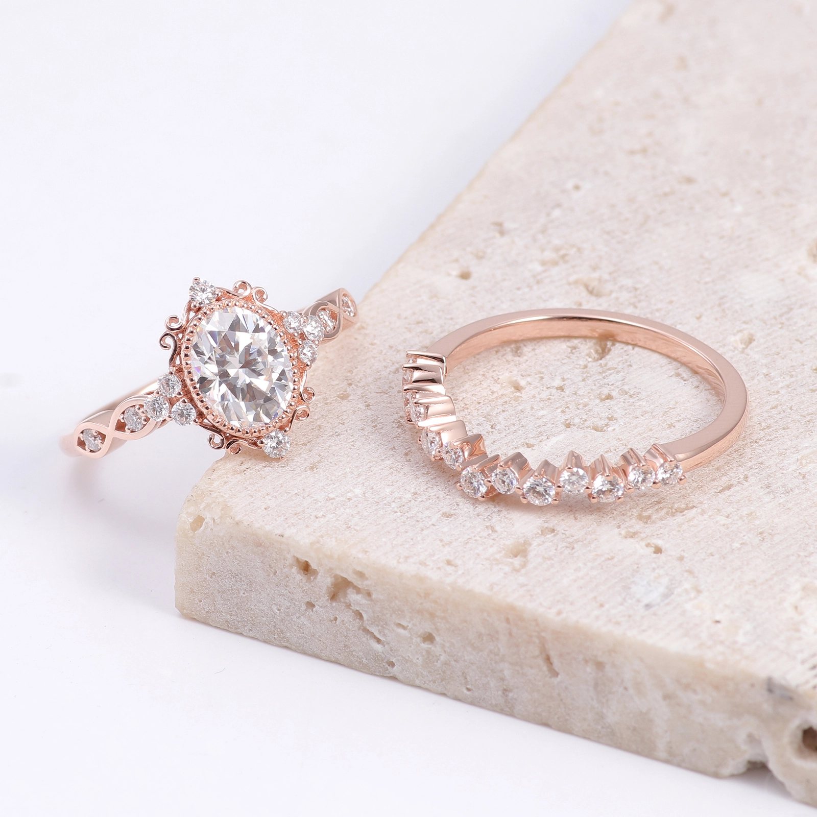البيع الساخن 2 CT Oval Cut Moissanite Diamond Rings 10k Solid Rose Gold Conganting Wedding Fine Jewelry Ring Classic Ring 1