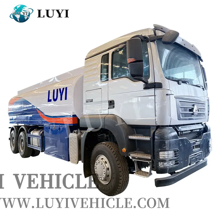 3-Axle Fuel Tanker Semi-Trailer for Diesel & Gasoline Transport 1