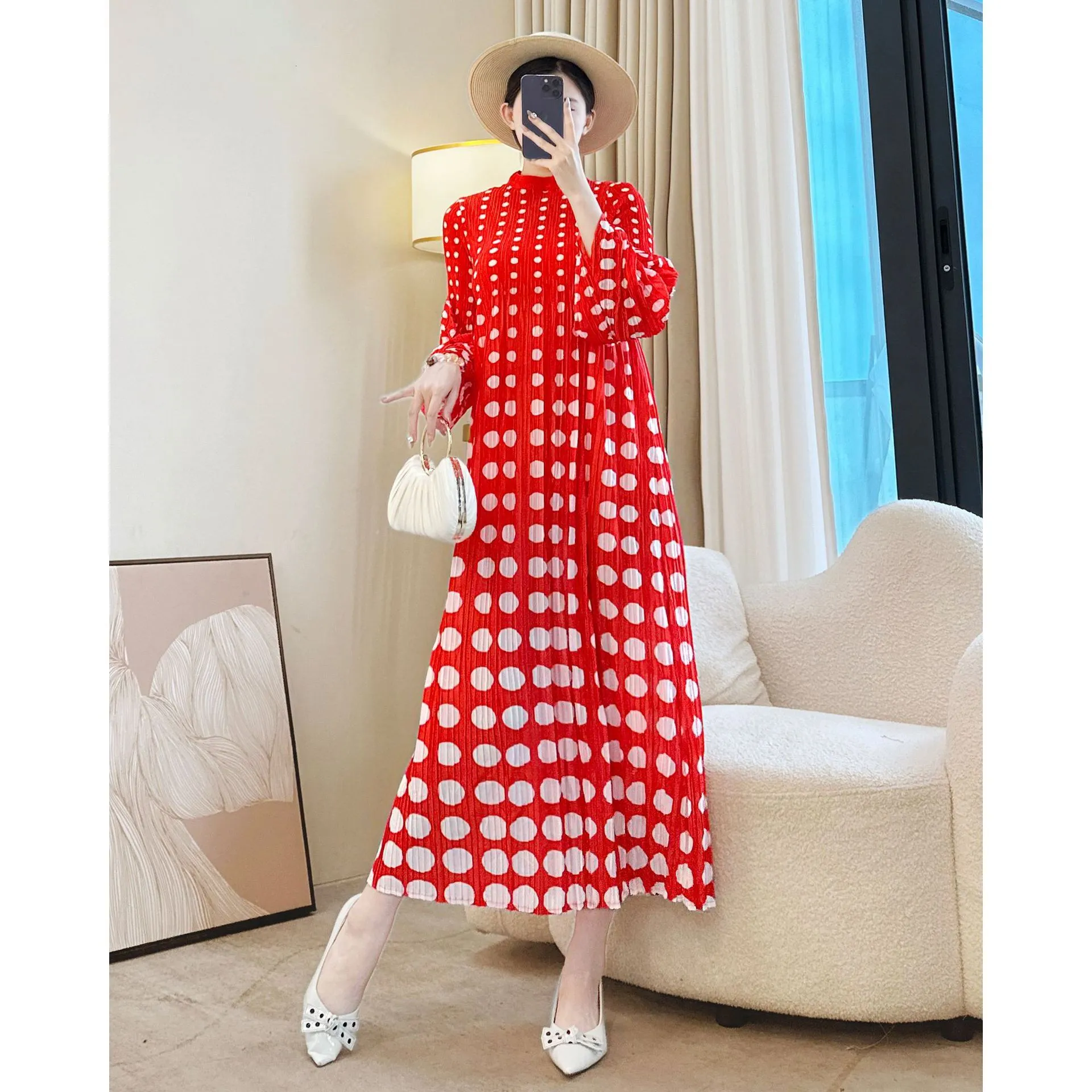 Elegant Red Polka Dot Pleated Maxi Dress Long Sleeve Casual Women's Dress 1