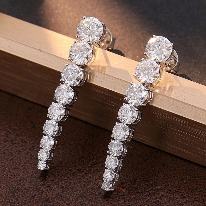 Joyas finas 10k Gradiente de oro blanco DEF Color redondo Ronda brillante Corto Moissanite Diamond Stat Pendientes de joyería para mujeres 1