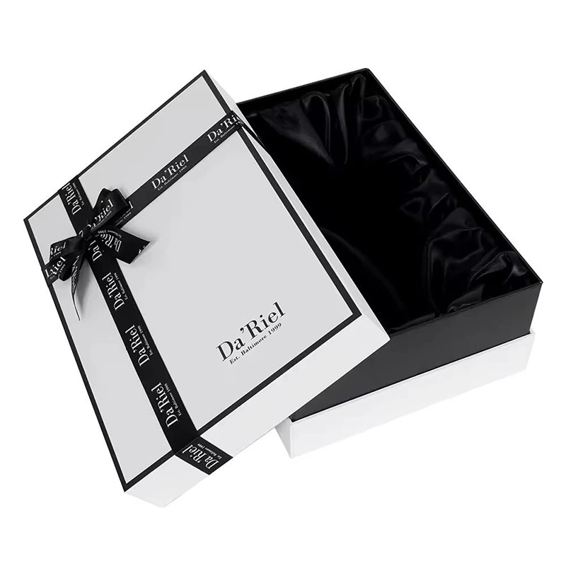 Caja de regalo de lujo con cierre magnético personalizado y papel plegable. 1