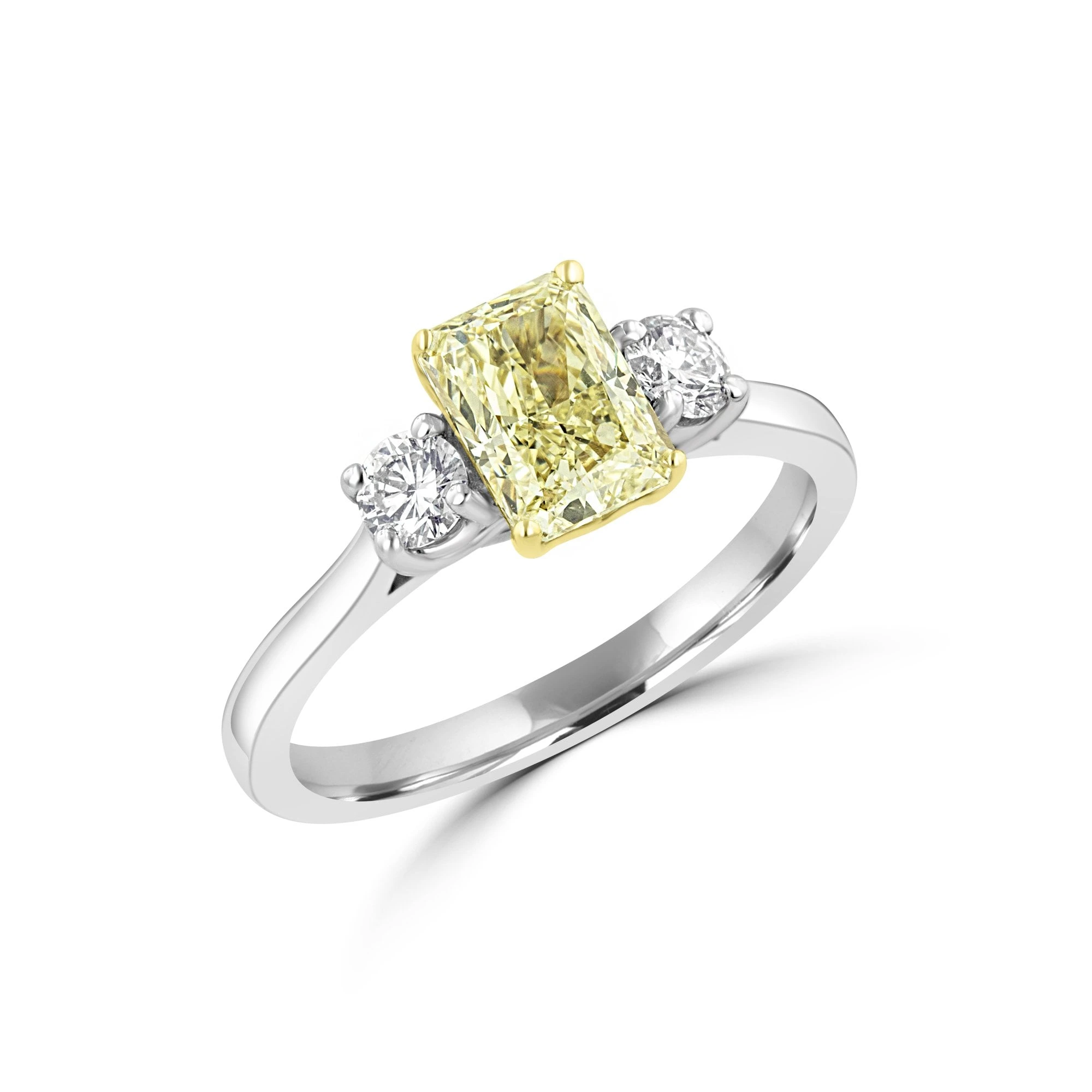 Fábrica Directamente amarillo MOISSANITE Center 3 Stone Silver 925 Ring de joyería para compromiso 1